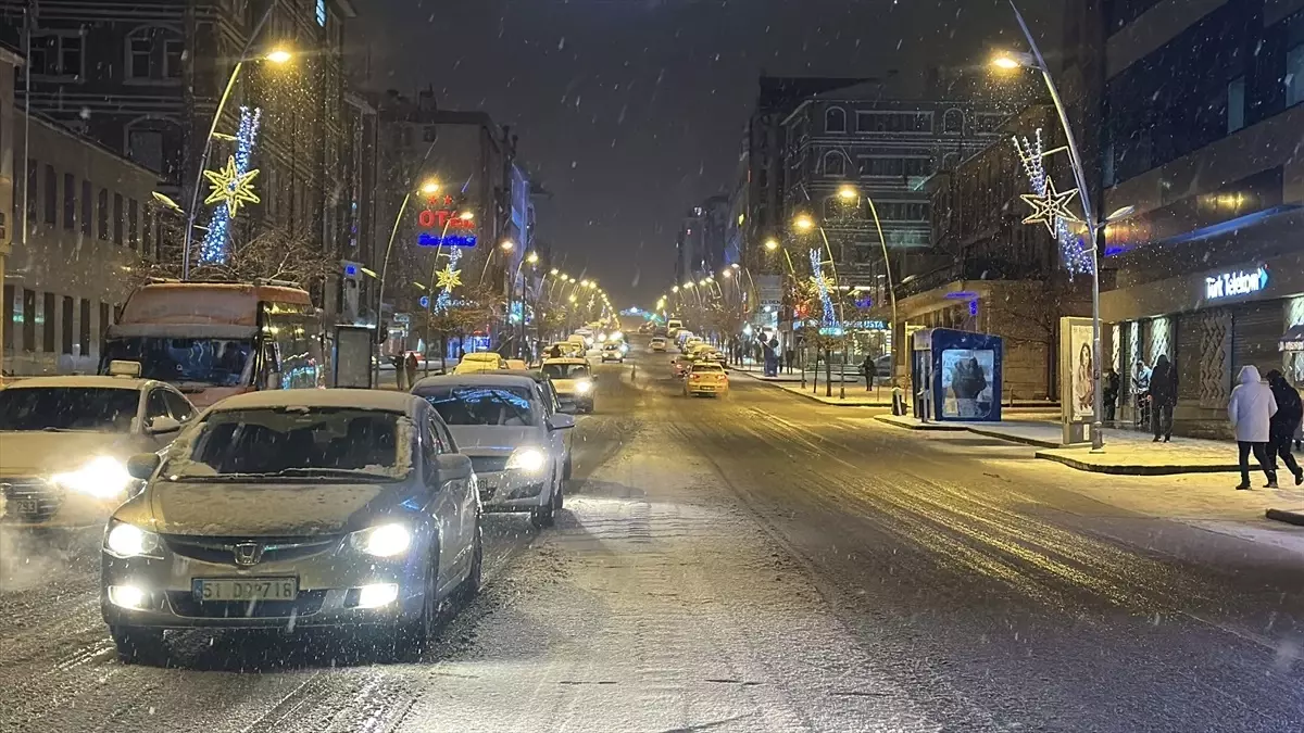 Erzurum’u Kar Kapladı